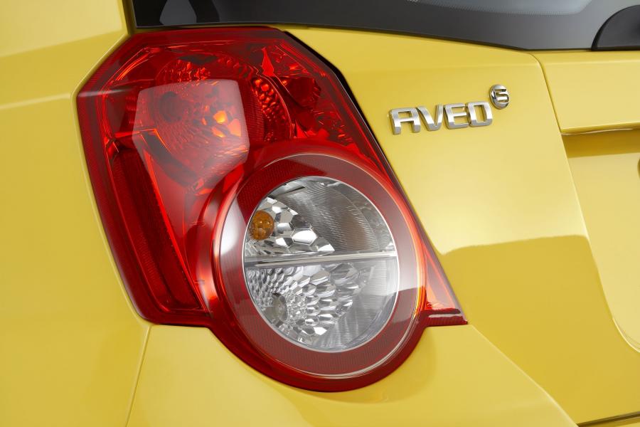  Chevrolet Aveo5 LT 2009 года  (фото 14 из 27)